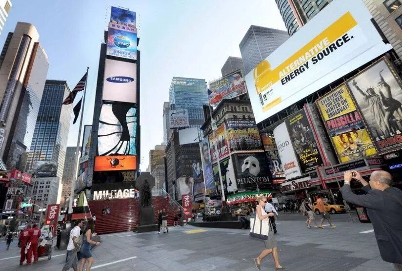 华体会平台（中国）工控机在多媒体播放平台中的应用