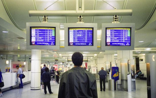 华体会平台（中国）嵌入式电脑在乘客信息显示系统中的应用